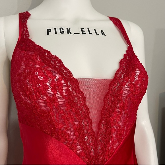 M Vs Victoria’s Secret 1990’s Vintage Gold Label satin & lace red long slip gown - Picture 2 of 9